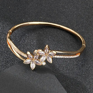 Lilis Bangle