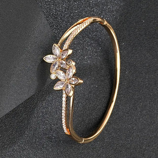 Lilis Bangle